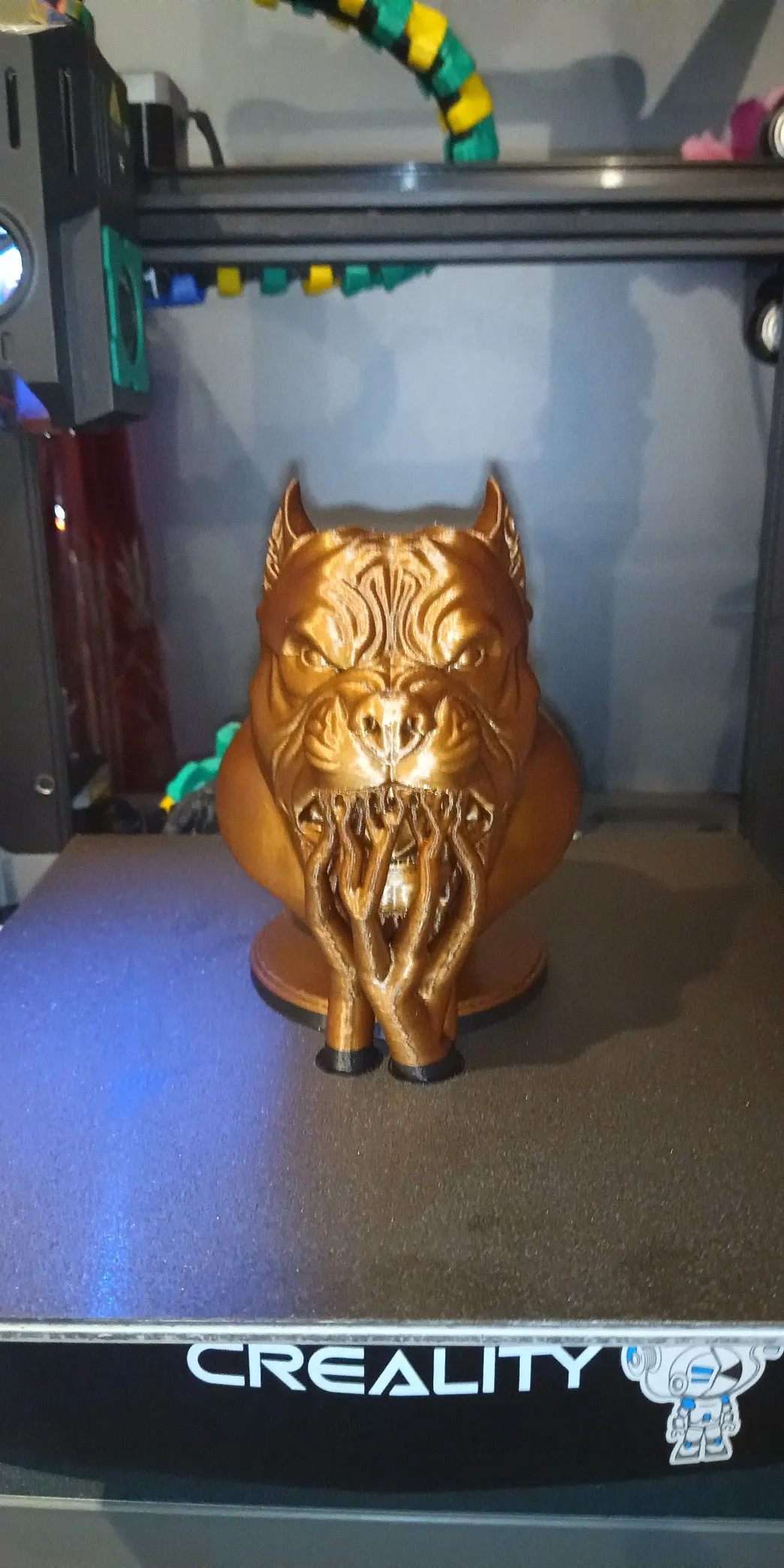 BUST OF furious pitbull-1