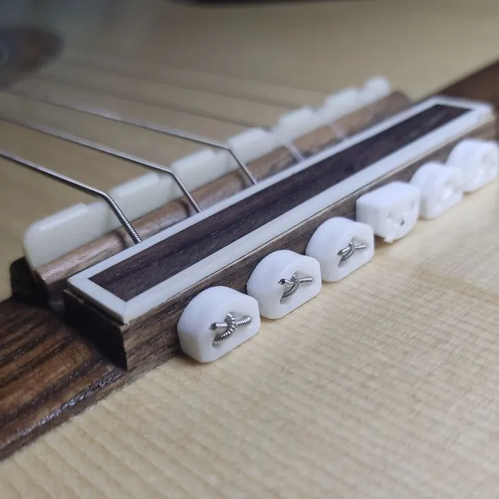 String Holder