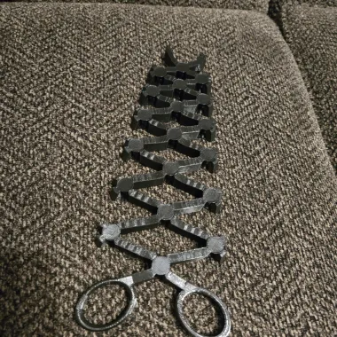 Pliers-0