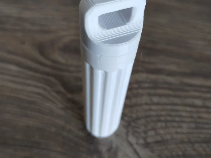 Large pill container 
