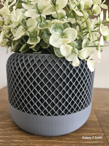 Waffle pattern pot-1