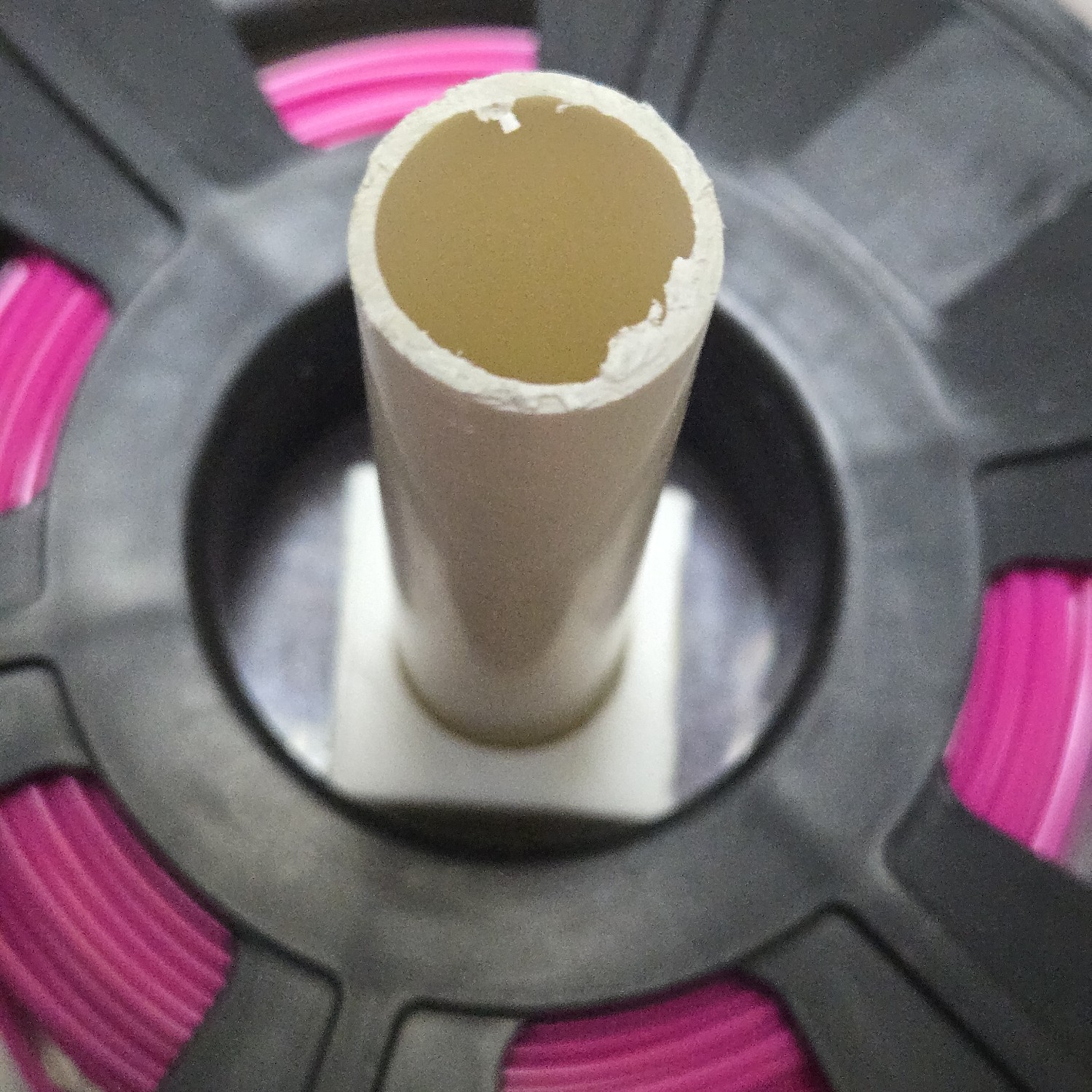 Minimalist minimal spool holder for DIY filament dryer