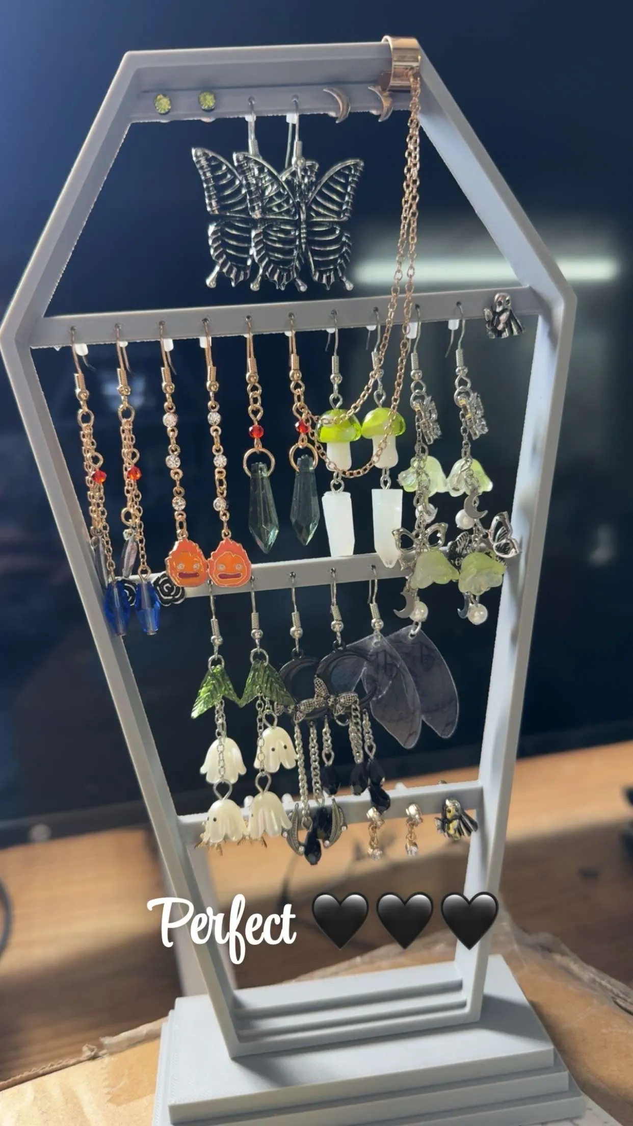 Gothic Coffin Earring Holder - Porta Aretes-1