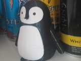 pinguino con cajon interno-0