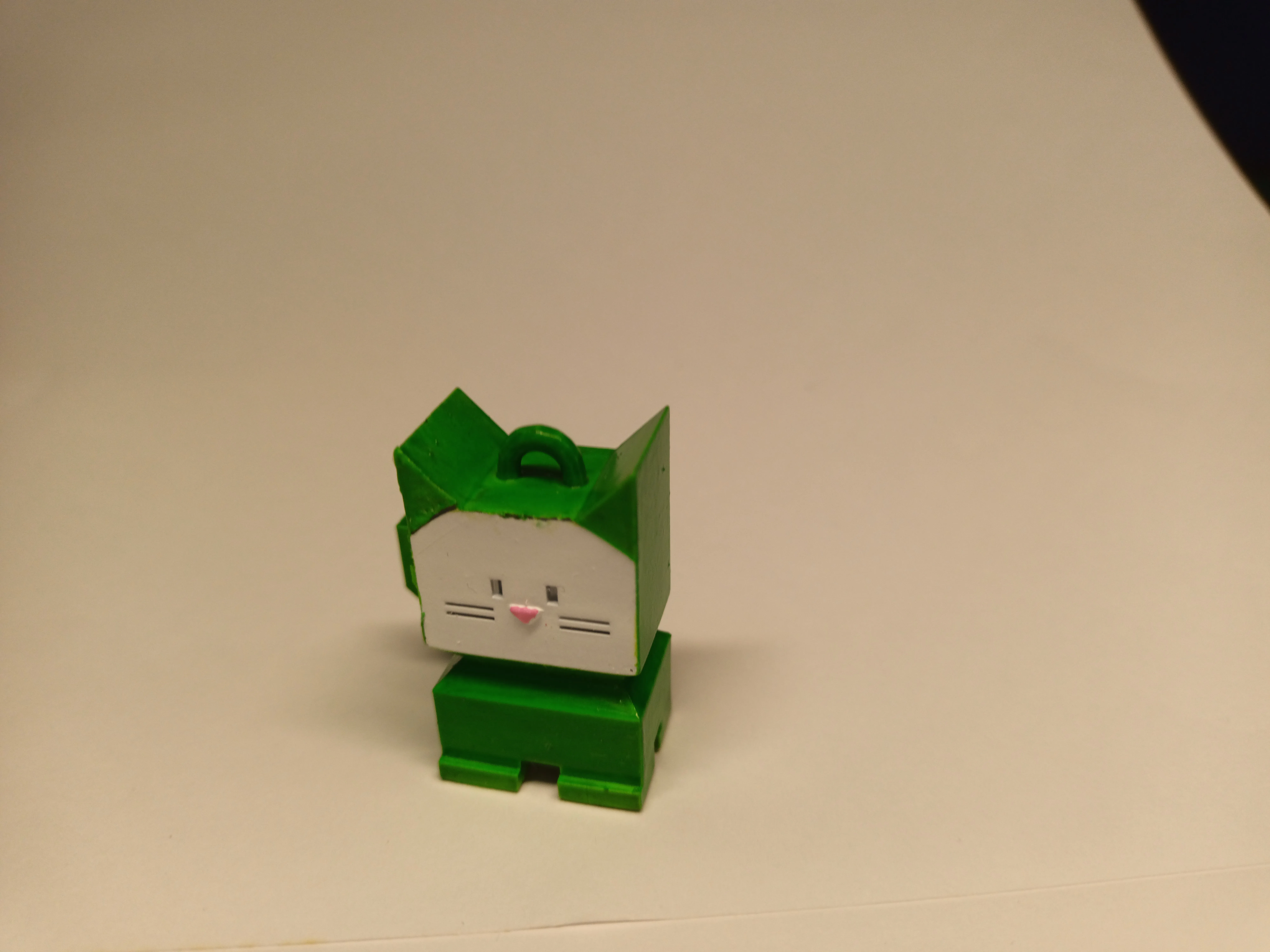 Cali Cat Keychain-1