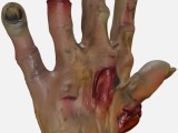 mano zombie-1