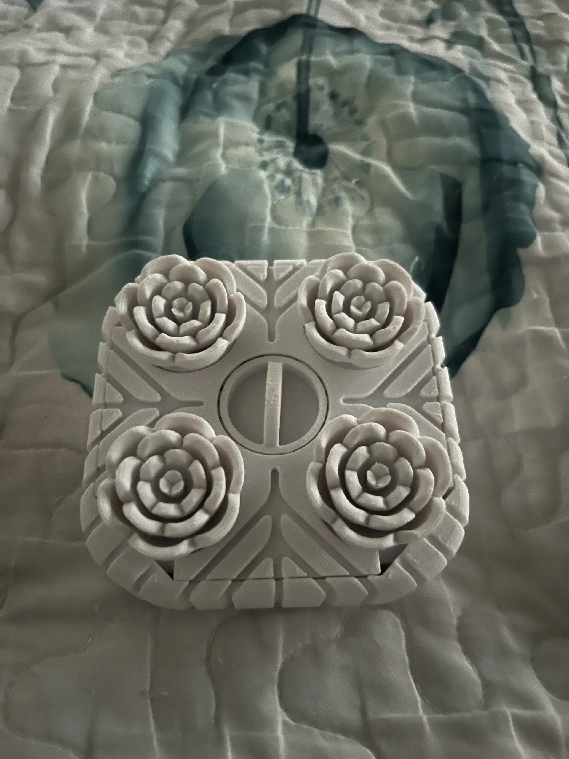 mechanical roses box-0