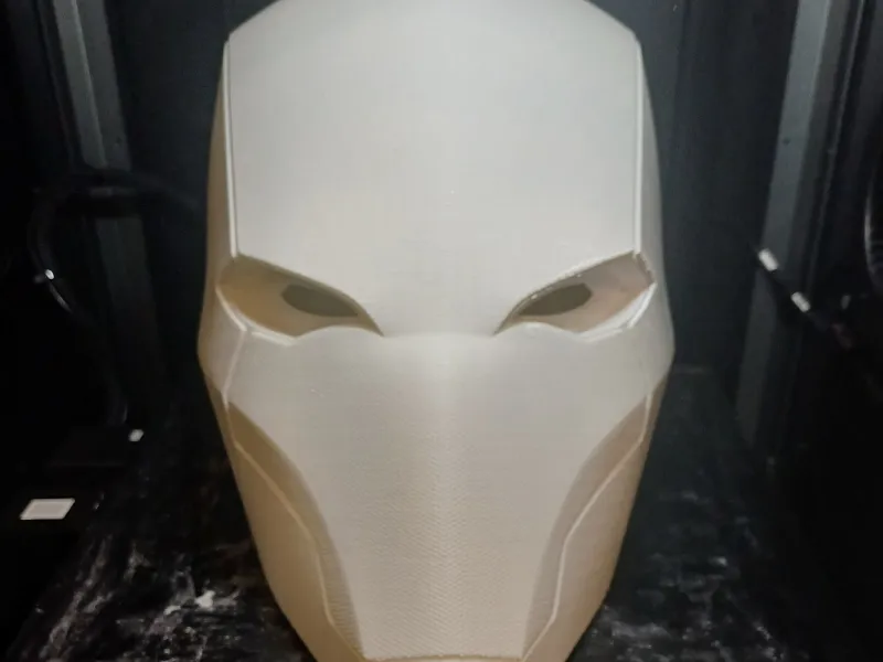 Capacete texturizado RedHood Renascimento