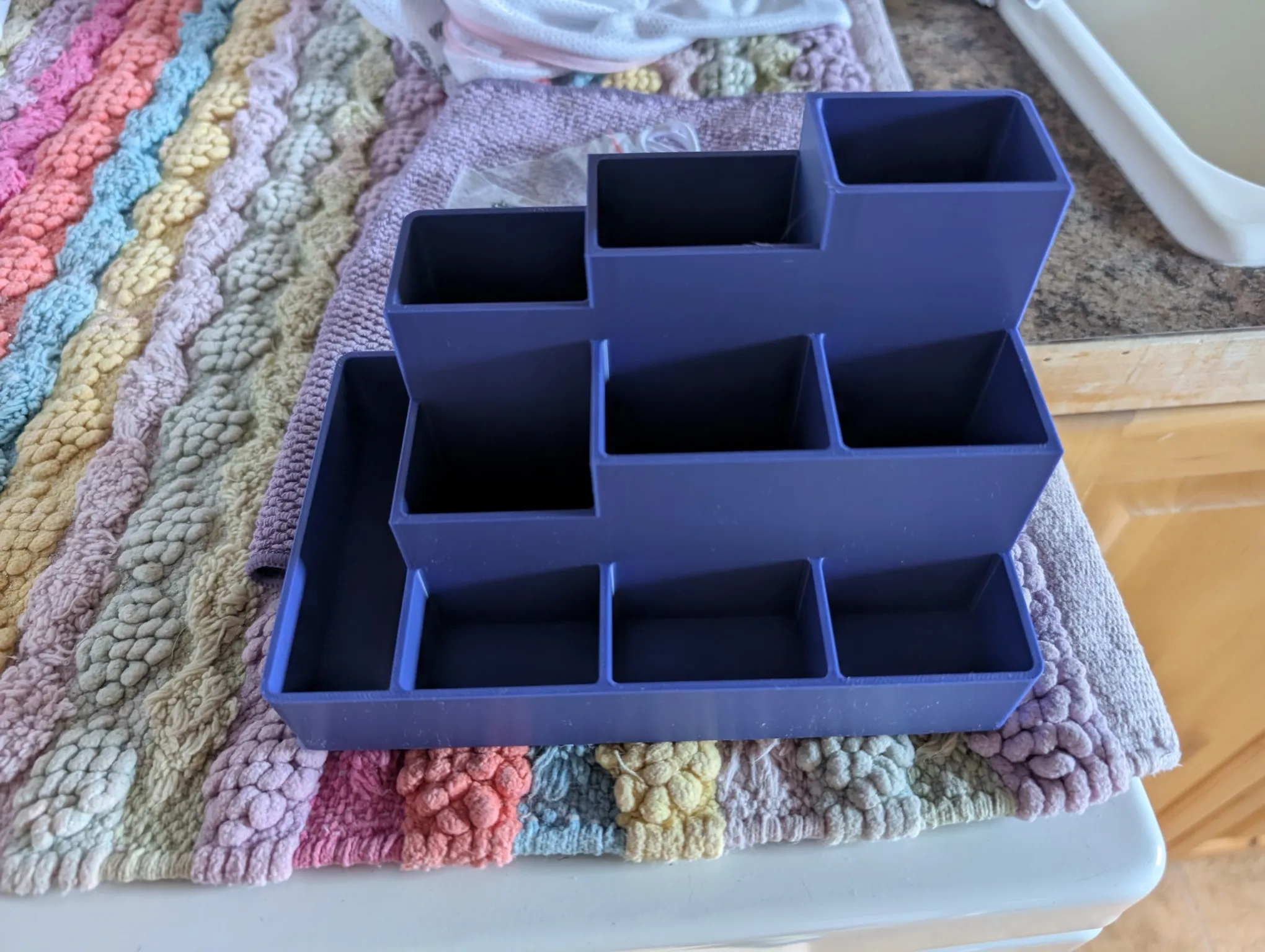 Stationery stand-1