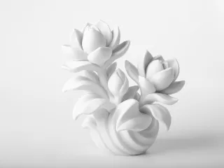 Elegant Floral Sculpture - Layered Petals Design
