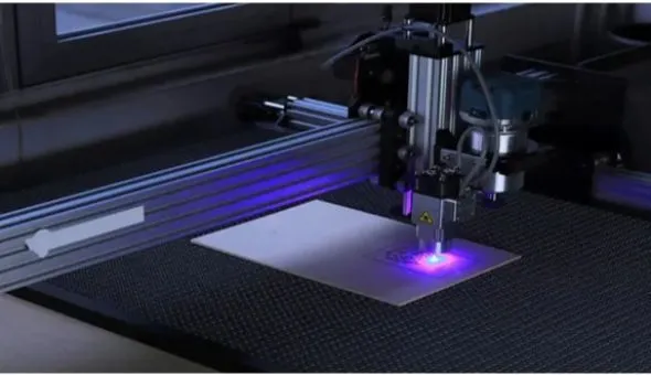Laser-Gravur-Maschine